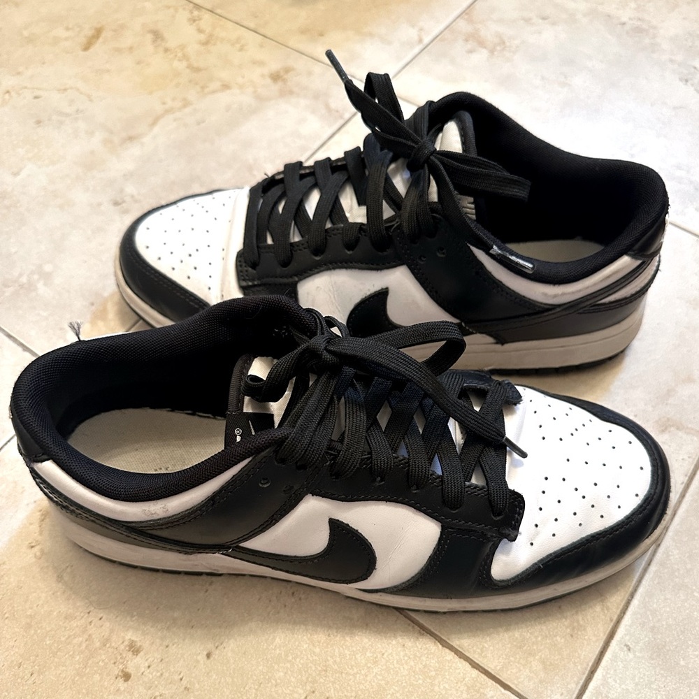 NIKE Panda Dunk Low Men Size 9.5 Black/White